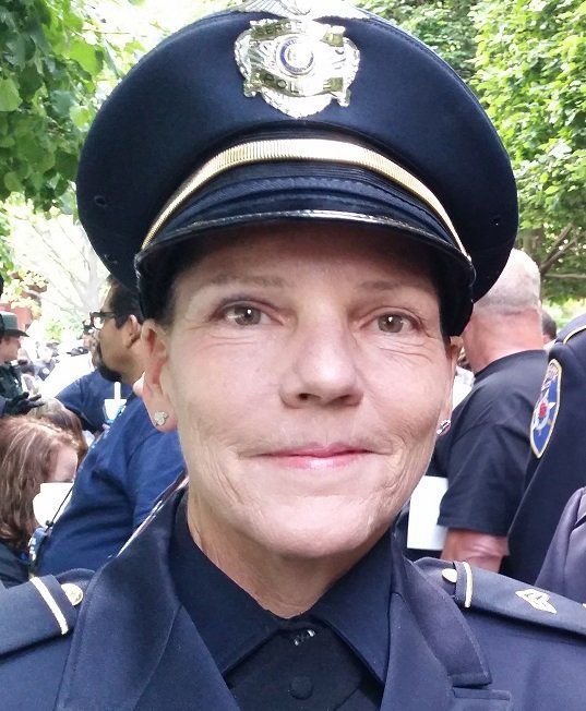 Bellefontaine Neighbors police sergeant dies after being struck by vehicle